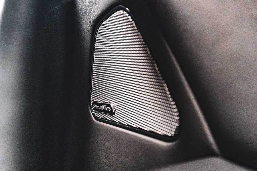 maseratigt-34 電動車大行其道,汽油車儼如末日黃花,既然大勢已定,何不及時行樂。