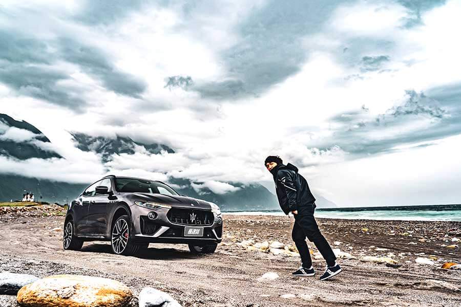 maseratigt-45 電動車大行其道,汽油車儼如末日黃花,既然大勢已定,何不及時行樂。