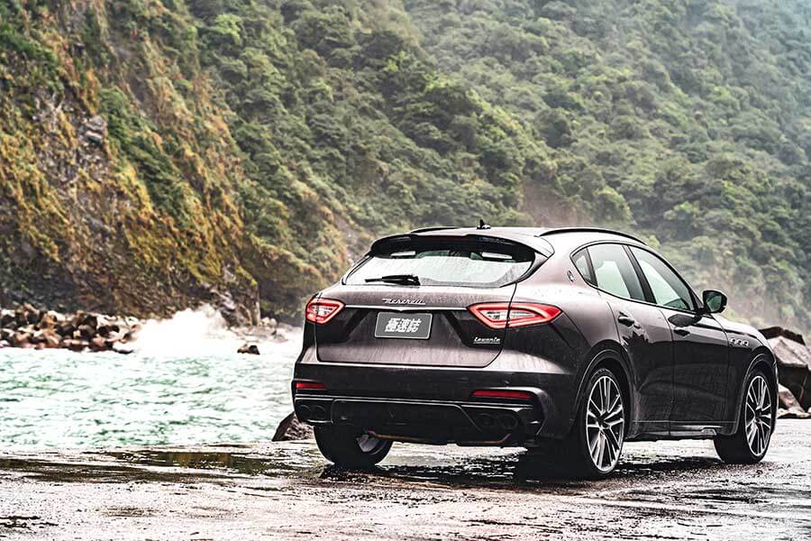 maseratigt-9 電動車大行其道,汽油車儼如末日黃花,既然大勢已定,何不及時行樂。