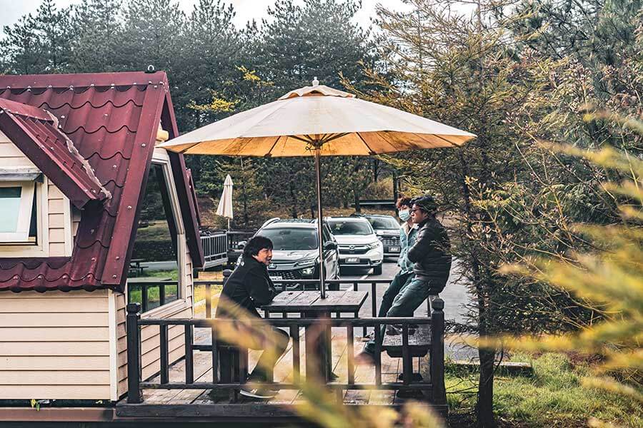 suvchallange-40 想驗證一輛跑車功架如何,去賽道溜一趟就知道到底有沒有把褲腰帶給綁緊,SUV,還是前驅?我輩四度勇闖力行產業道路一探這褲子究竟有沒有穿上。