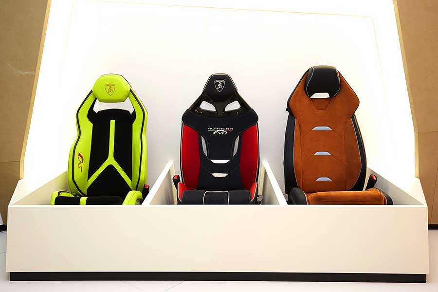 線上頂級客製化服務工作室開張，那就順便送隻金牛道賀吧！