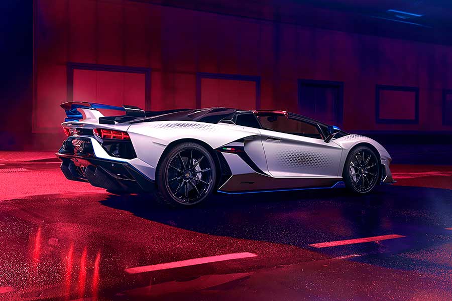 線上頂級客製化服務工作室開張，那就順便送隻金牛道賀吧！