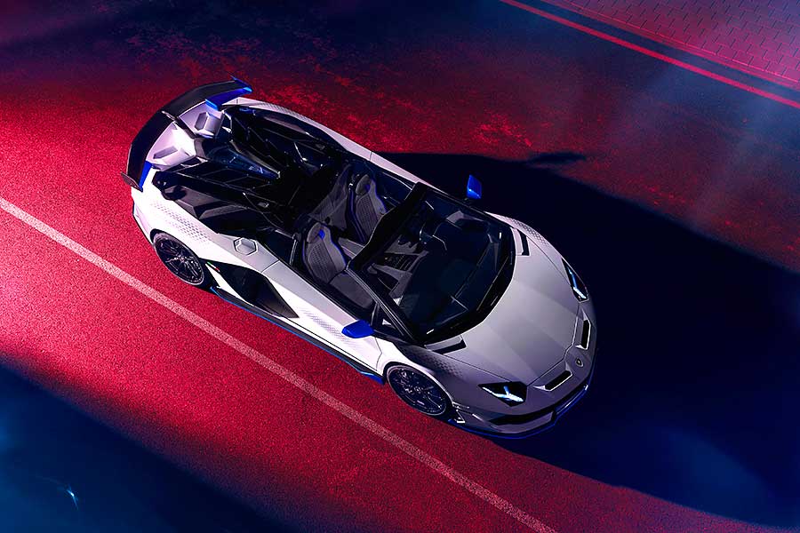 線上頂級客製化服務工作室開張，那就順便送隻金牛道賀吧！