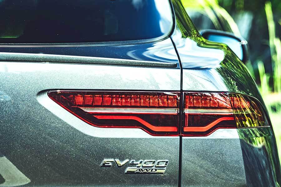 3esuvs-29 你要知道這篇報導的意義非比尋常,或許不到千古流傳,但可是TGTW首場純電車評比吶。