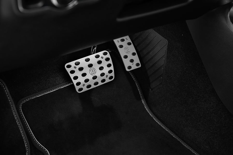 brabusglb250-15 動力升級?放錯重點了,底盤和LED車頂探照燈才是真賣點!