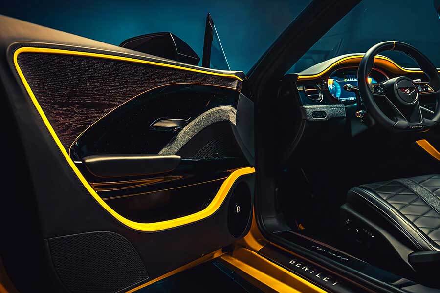 當今天下,富者愈富,貧者愈貧,正是汽車公司用無比高效率套現的時候。