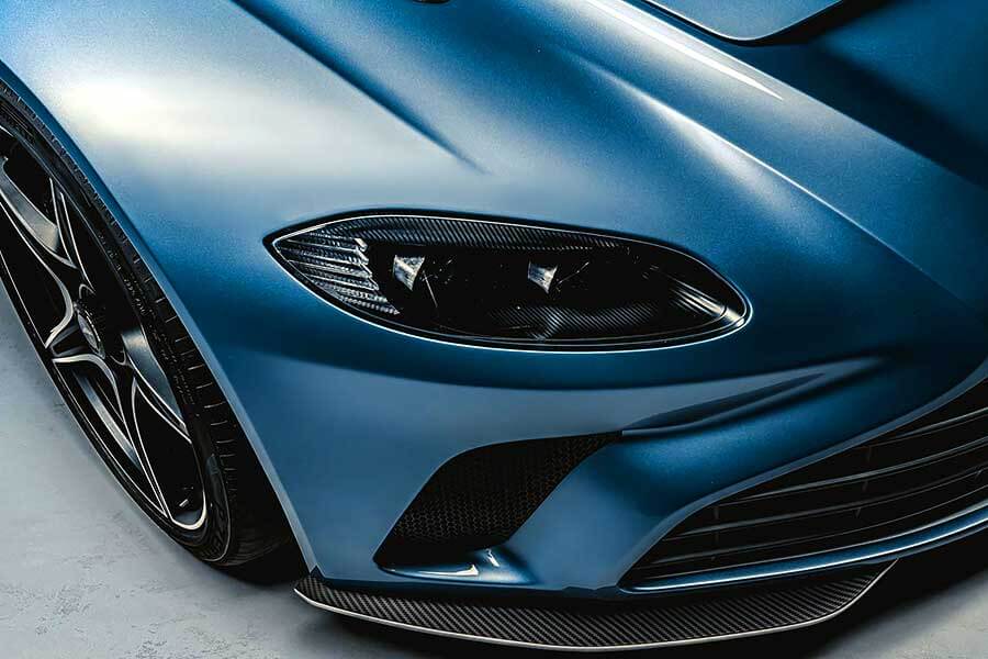 當今天下,富者愈富,貧者愈貧,正是汽車公司用無比高效率套現的時候。