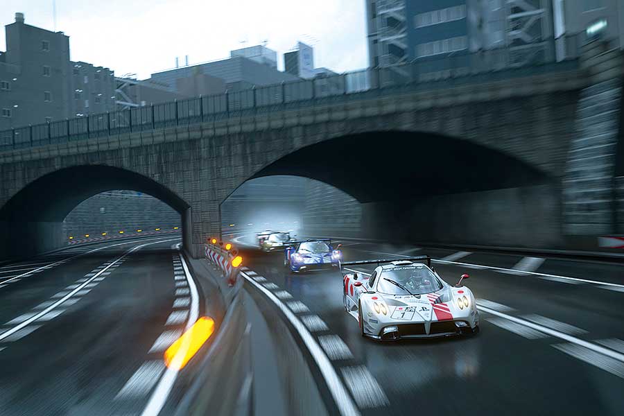 歡迎來到山內一典的世界。把模擬世界與現實之間的分界弄得模糊不清乃其天職。