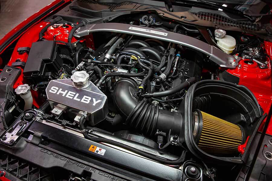 gt350se-12 比起NBA球星簽名鞋款,謝爾比簽名款野馬更誘人。