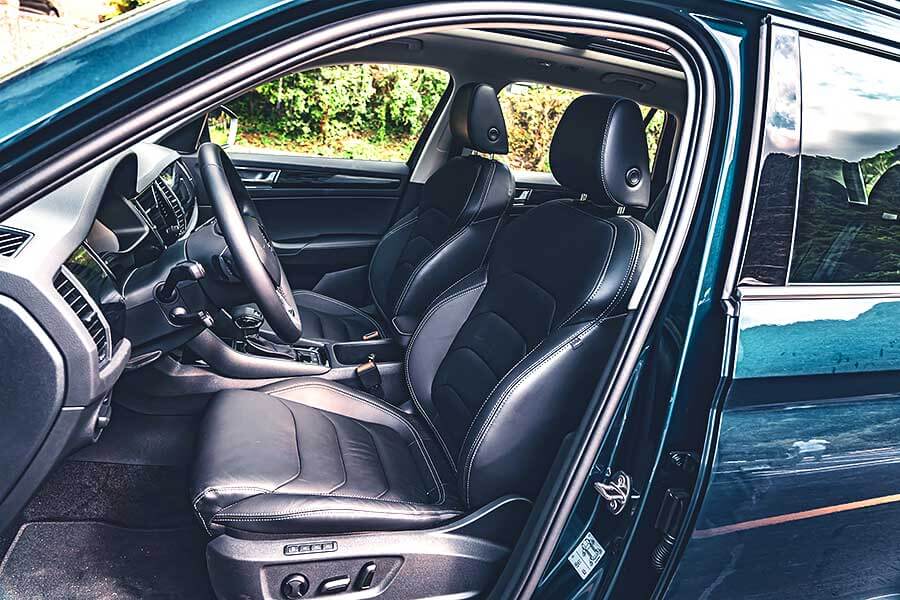 kodiaq-12 你可知眼前所見為Škoda開天闢地SUV始祖,自它開始爾後休旅子弟兵都無一倖免前k後顆這檔事。