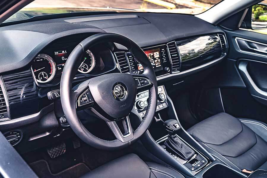 kodiaq-18 你可知眼前所見為Škoda開天闢地SUV始祖,自它開始爾後休旅子弟兵都無一倖免前k後顆這檔事。