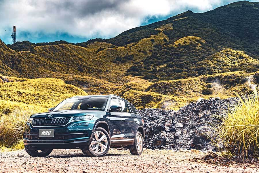 你可知眼前所見為Škoda開天闢地SUV始祖,自它開始爾後休旅子弟兵都無一倖免前k後顆這檔事。
