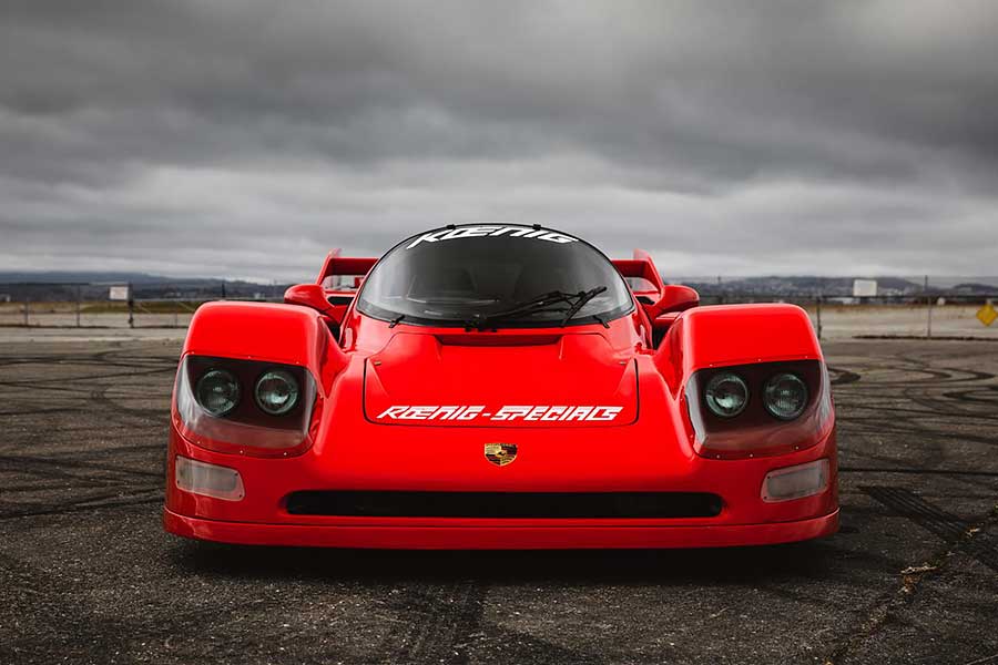 我們追查到一部訴說至狂改裝商故事的八零年代絕品Testarossa，其名曰KOENIG-SPECIALS。