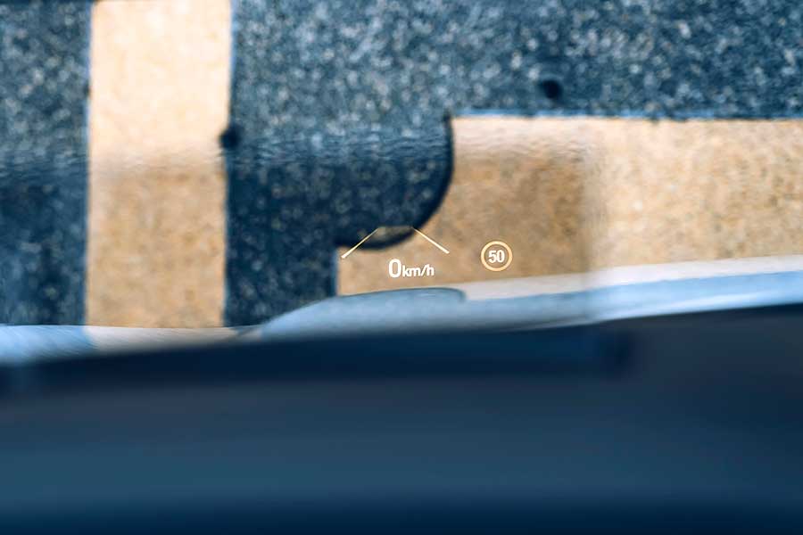 kuga-15 能文能武成為它的最大特點,中庸的行車調性親切地讓任何人輕鬆就手。