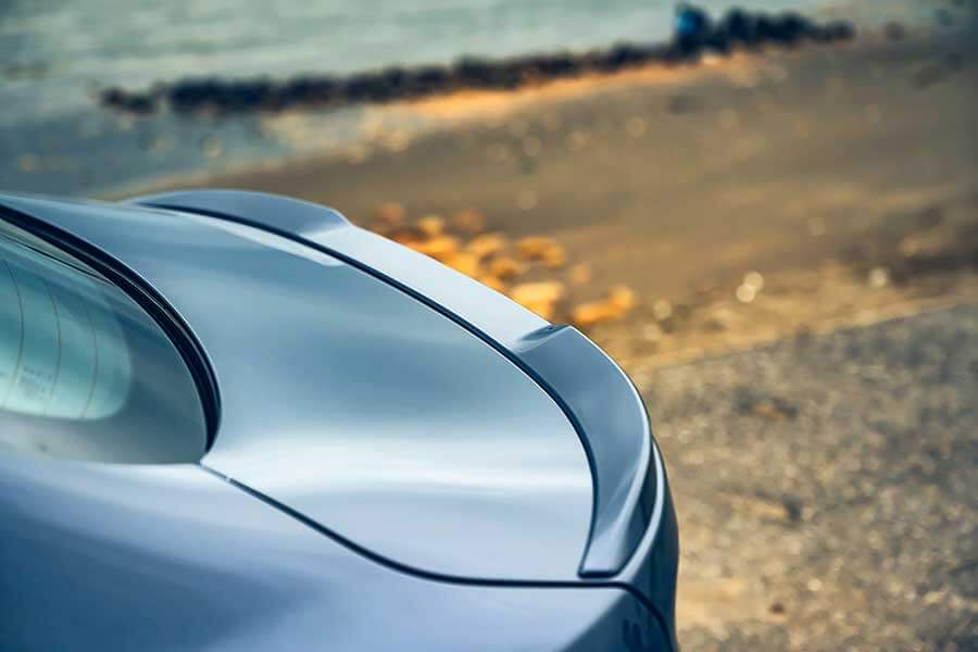 m235igc-11 BMW M235i xDrive Gran Coupé儼然是力與美的結合之作,巧妙的將優雅身段及運動風格融為一體,更為自家創下史無前例的新創舉。