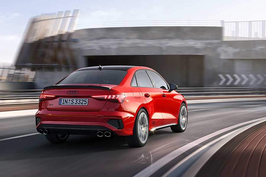 不能讓A 35和M135i繼續「秋條」下去，奧迪終於端出全新S3應戰。