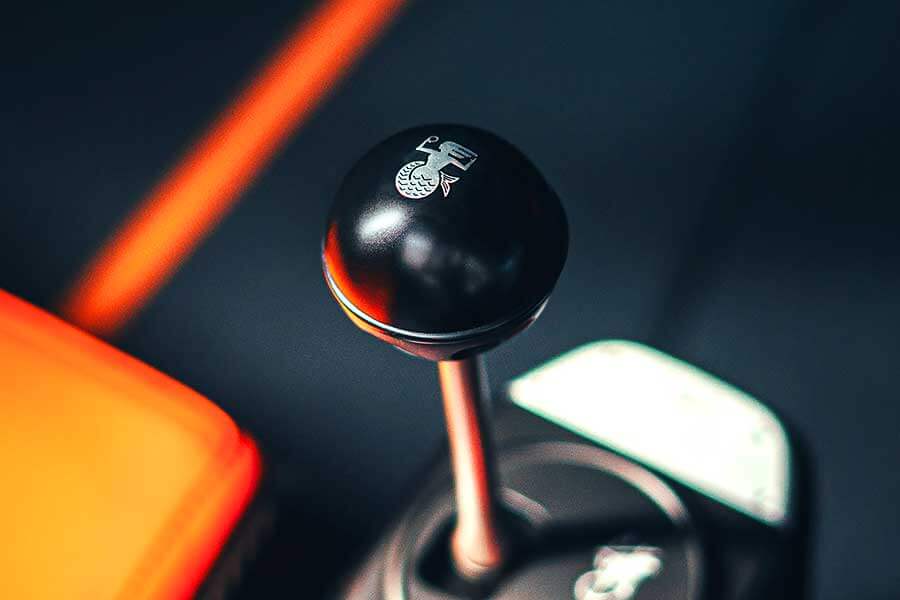 t50-22 已從F1賽場消失的火星技術,事隔多年後再次重現街頭。