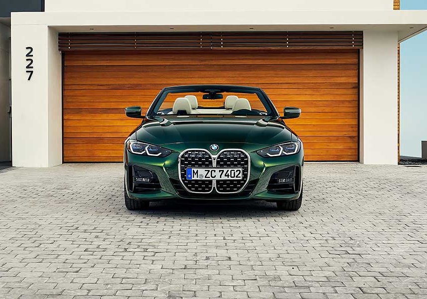 4cabrio-1 夏日漸遠,天氣微涼的秋天最適合開篷兜風了!