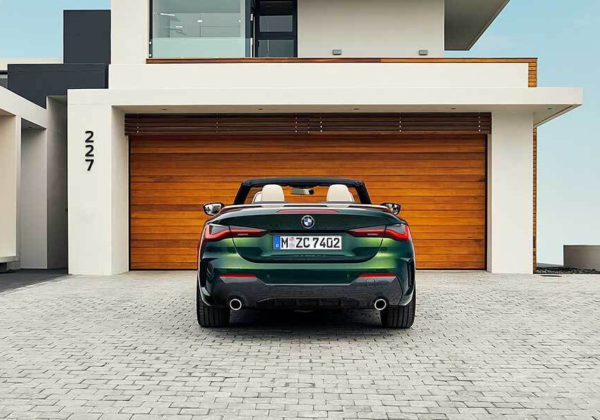 4cabrio-11 夏日漸遠,天氣微涼的秋天最適合開篷兜風了!