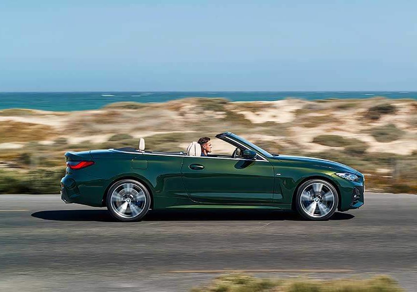 4cabrio-21 夏日漸遠,天氣微涼的秋天最適合開篷兜風了!