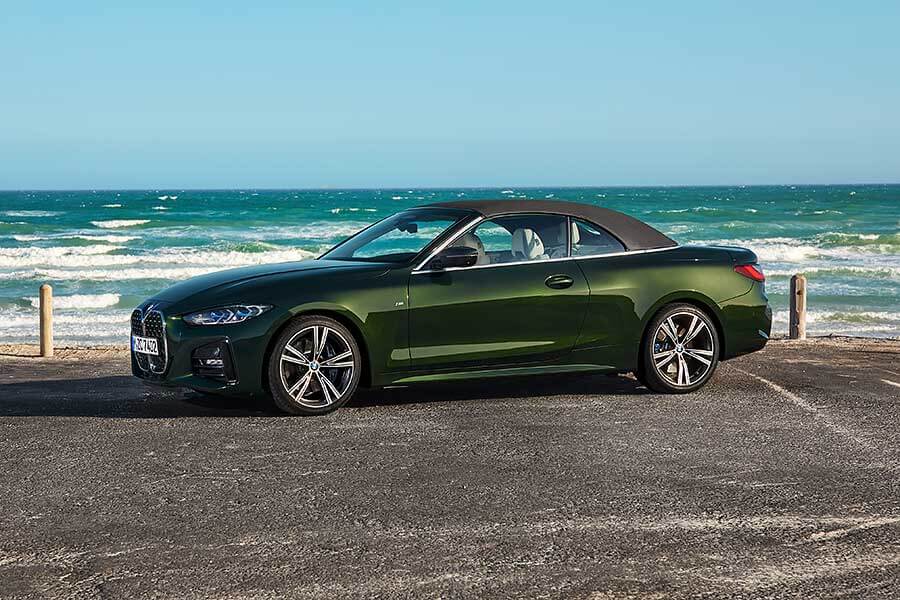 夏日漸遠,天氣微涼的秋天最適合開篷兜風了!