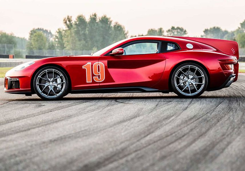 aero3-20 當代汽車設計得愈來愈沒有特色?幸好義大利人總能帶我們找回對車的熱愛。