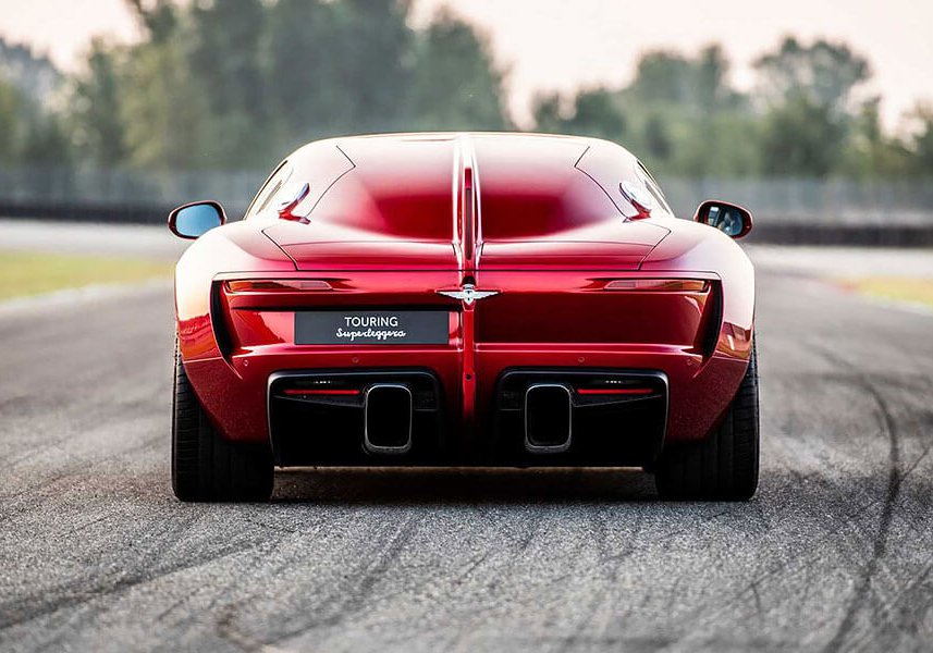 aero3-24 當代汽車設計得愈來愈沒有特色?幸好義大利人總能帶我們找回對車的熱愛。