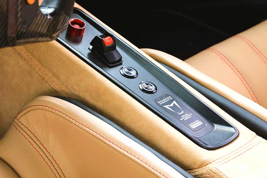 給你錢快點做!感謝好野人又讓我們有台新車可報。