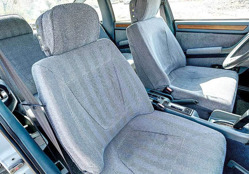 cx25gti-34 非比尋常的Citroen CX,再加上非比尋常地全家上下獨愛Citroen的家族。