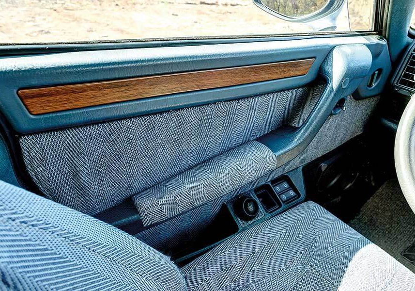 cx25gti-37 非比尋常的Citroen CX,再加上非比尋常地全家上下獨愛Citroen的家族。