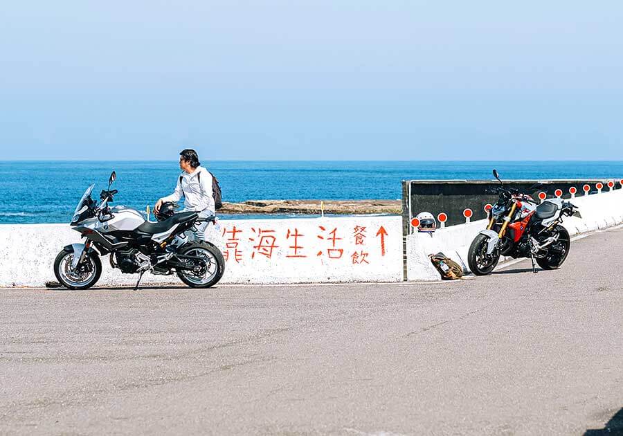 F系聲量在自家中遠不及身擁對臥引擎的兄弟姊妹們,但平易近人好驅策的親人特性卻是寶馬二輪產物中的稀有品。