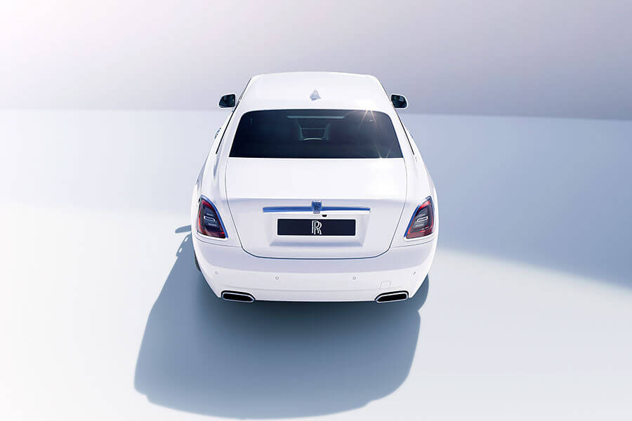 若在農曆七月的夜裡見到神秘白影出沒,可得小心千萬別被它吸引過去。