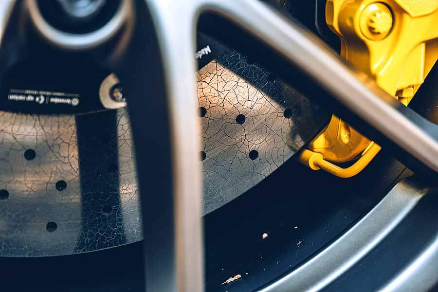 小子，手排先去練會了再來。