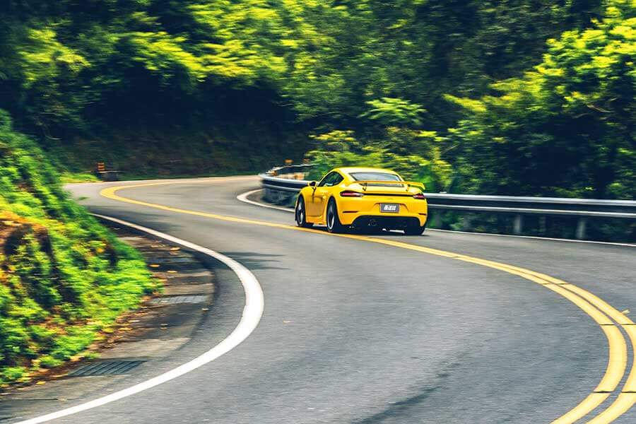 小子，手排先去練會了再來。