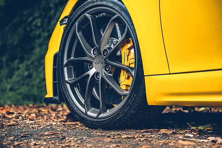 小子，手排先去練會了再來。