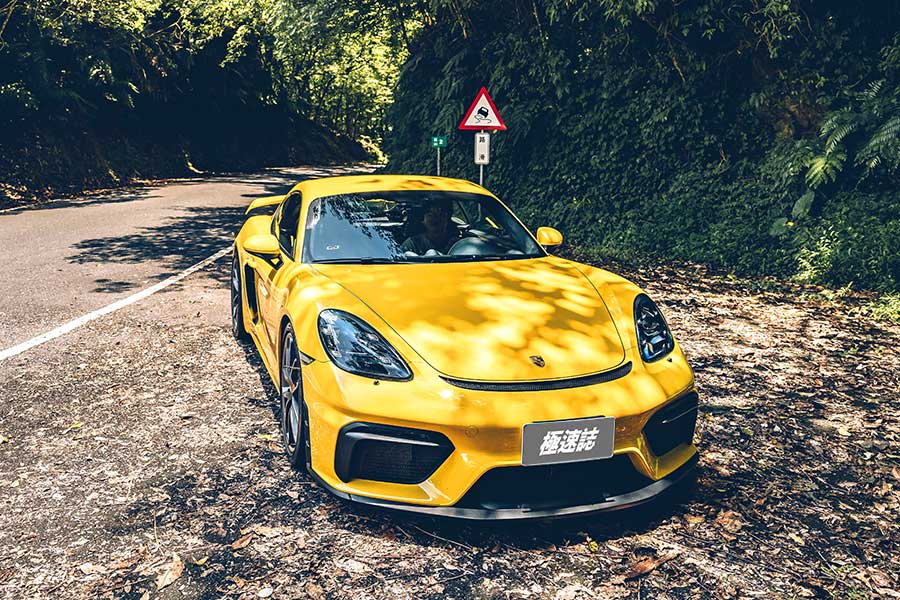 小子，手排先去練會了再來。