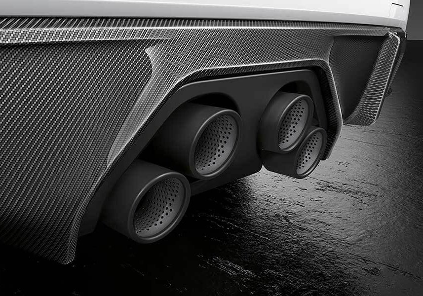 m3m4-95 再給大家三秒鐘時間為已回不去的水箱罩默哀,因為接下你將愛上這兩部車。