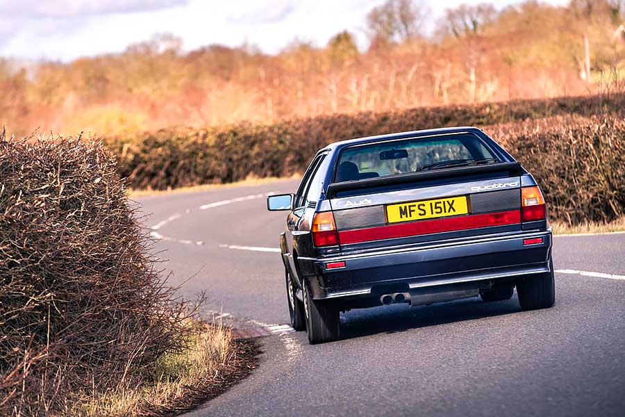 是時候發動這件八零年代代表作，看看人生是否果真到了不惑之年才開花。