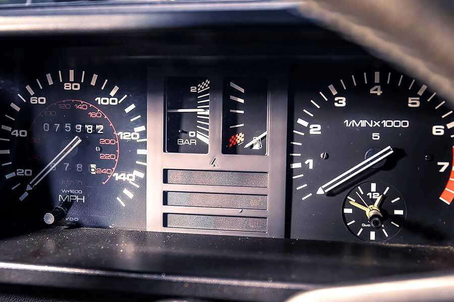 是時候發動這件八零年代代表作，看看人生是否果真到了不惑之年才開花。