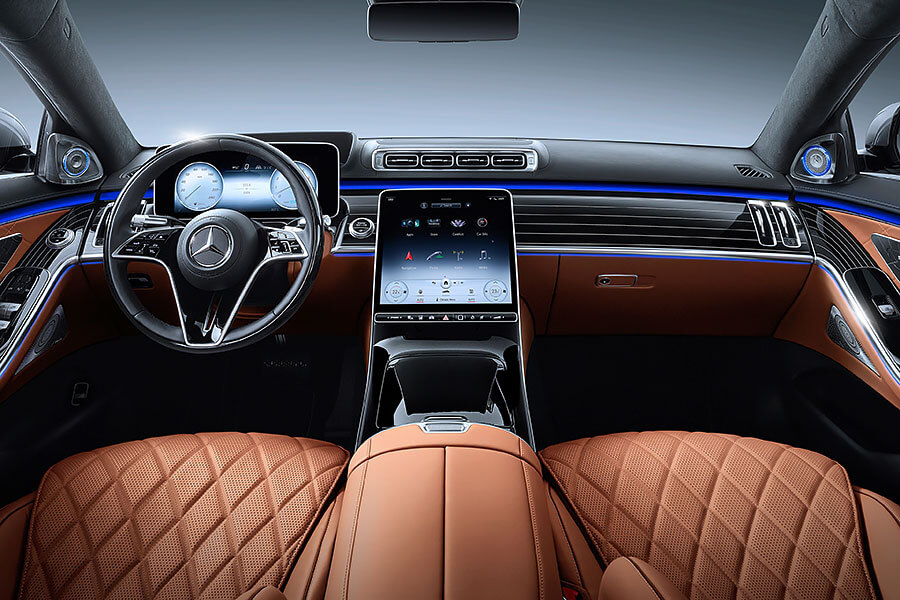 sclass-17 都說是科技旗艦了,所以外型當然不是改款重點。