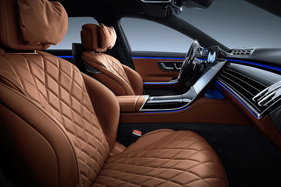 sclass-19 都說是科技旗艦了,所以外型當然不是改款重點。