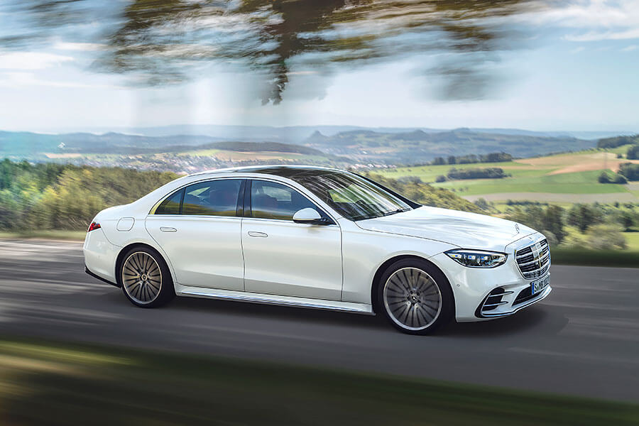 都說是科技旗艦了,所以外型當然不是改款重點。