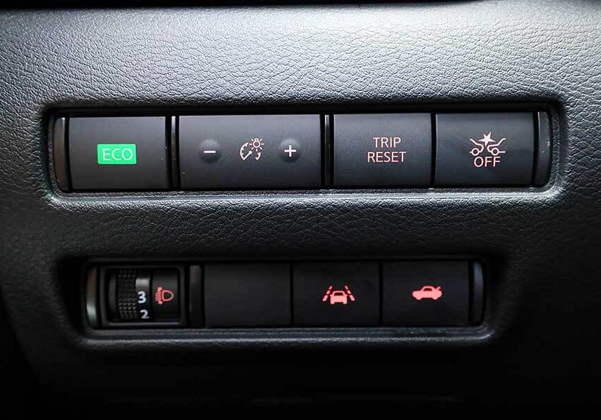 sentra-10 當了三十多年的好爸爸,熱血有型就趁這回了。