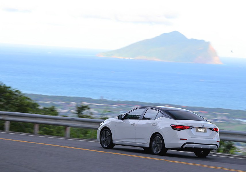 sentra-2 當了三十多年的好爸爸,熱血有型就趁這回了。