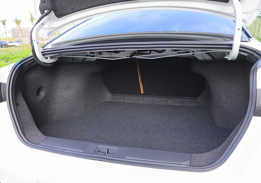 sentra-20 當了三十多年的好爸爸,熱血有型就趁這回了。