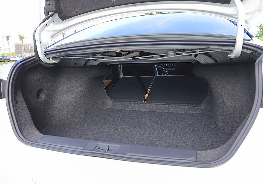 sentra-22 當了三十多年的好爸爸,熱血有型就趁這回了。