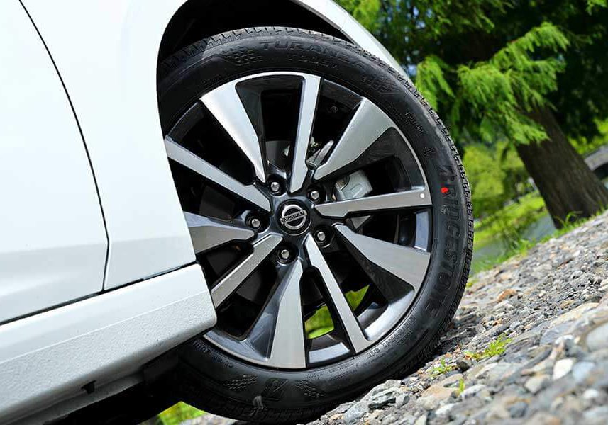 sentra-28 當了三十多年的好爸爸,熱血有型就趁這回了。