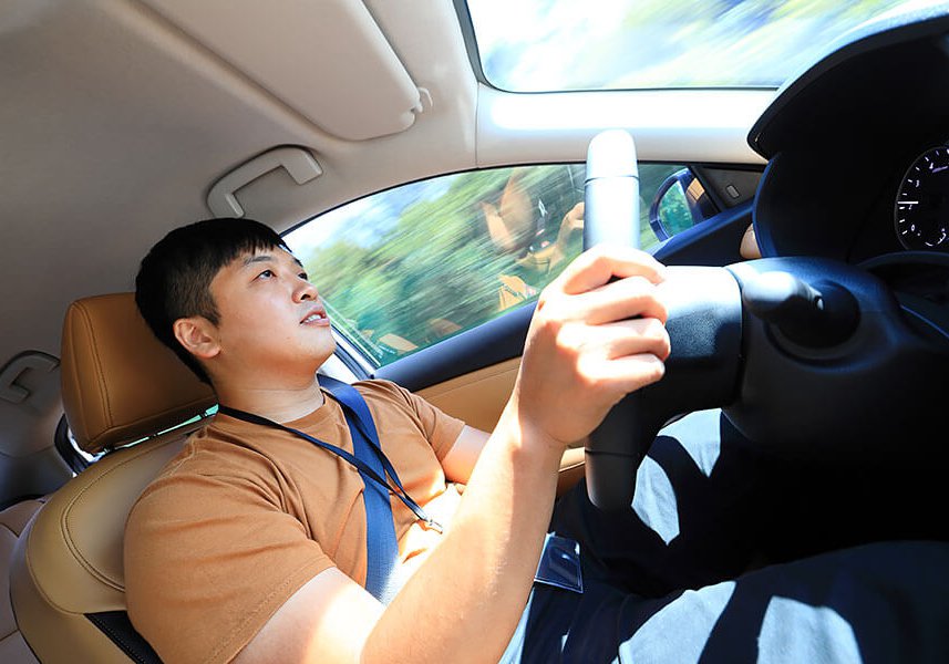 sentra-3 當了三十多年的好爸爸,熱血有型就趁這回了。