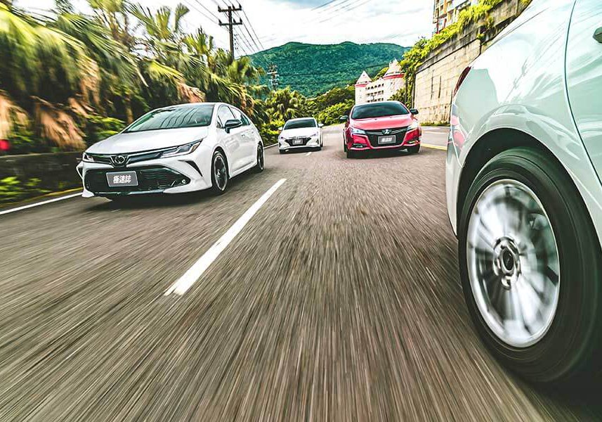 sportsedan-21 有人戲稱Sedan為砂彈(鋼砲的反義詞),不過這次我們著眼的點不在於說文解字,而是那位可以給你最高的樂趣指數……。