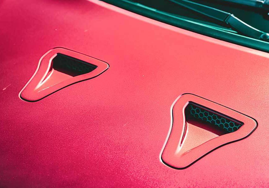 sportsedan-29 有人戲稱Sedan為砂彈(鋼砲的反義詞),不過這次我們著眼的點不在於說文解字,而是那位可以給你最高的樂趣指數……。